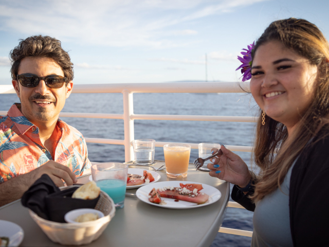 Pacific Whale Foundation Valentine’s Dinner Cruise – Maui Romantic Sunset Dinner Sail