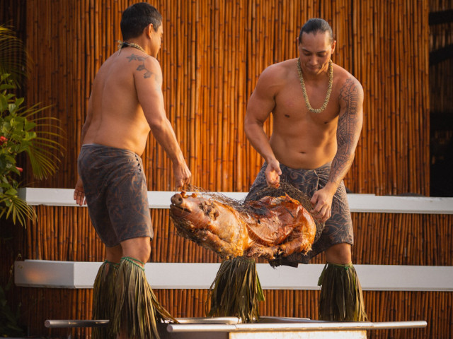 Royal Lahaina Luau on Maui - Myths of Maui Luau 